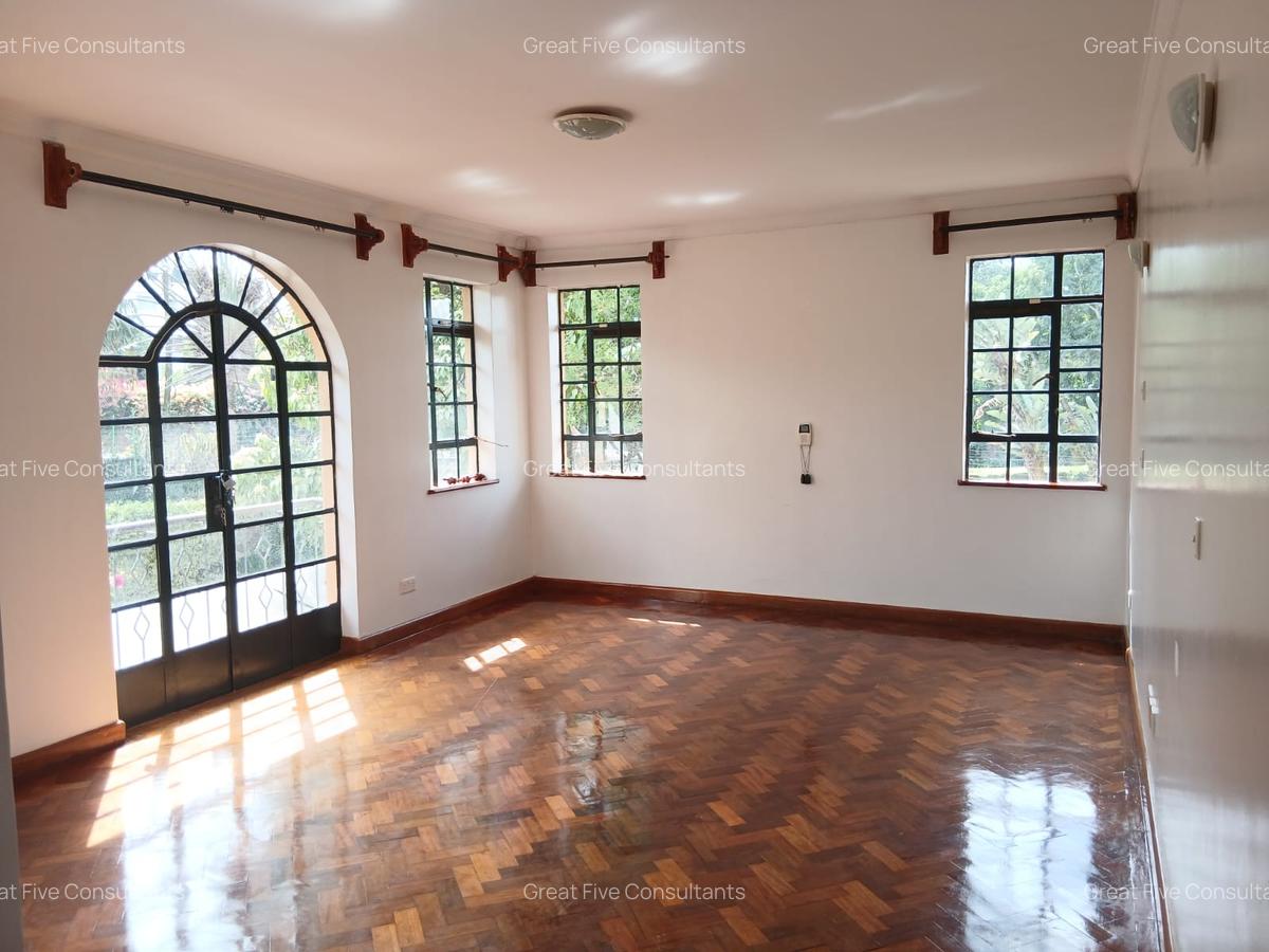 4 Bed Villa with En Suite in Kitisuru - 7