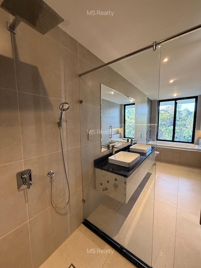 6 Bed Villa with En Suite in Westlands Area - 6