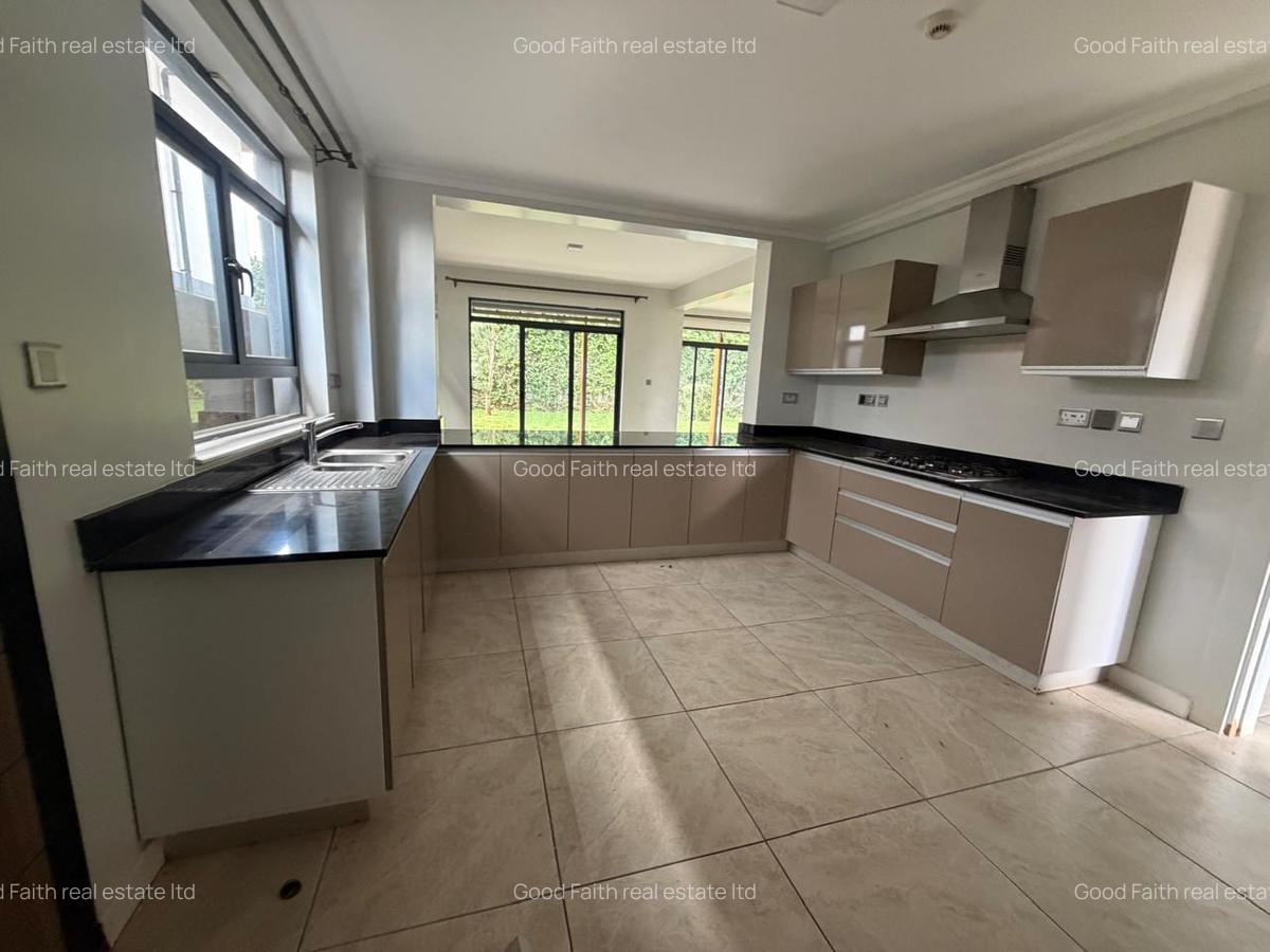 4 Bed Villa with En Suite in Kiambu Road - 8
