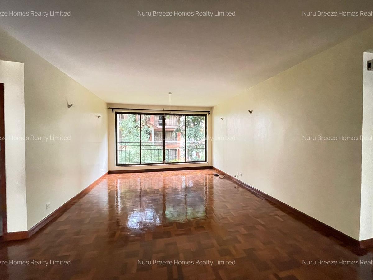 2 Bed Apartment with En Suite in Brookside - 13