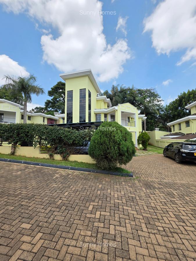 5 Bed Townhouse with En Suite at Maji Mazuri - 1