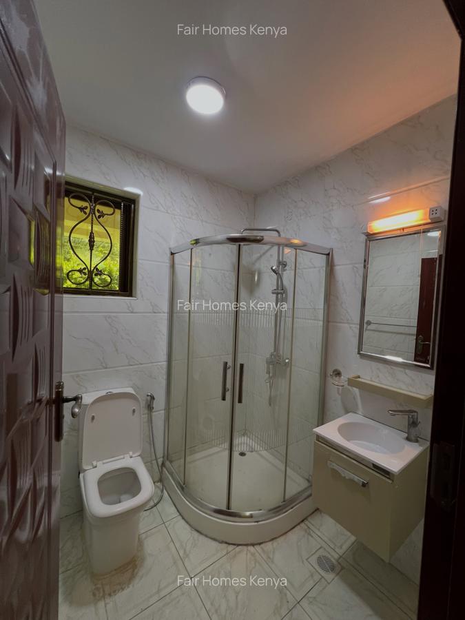 5 Bed Townhouse with En Suite at Othaya Road - 8