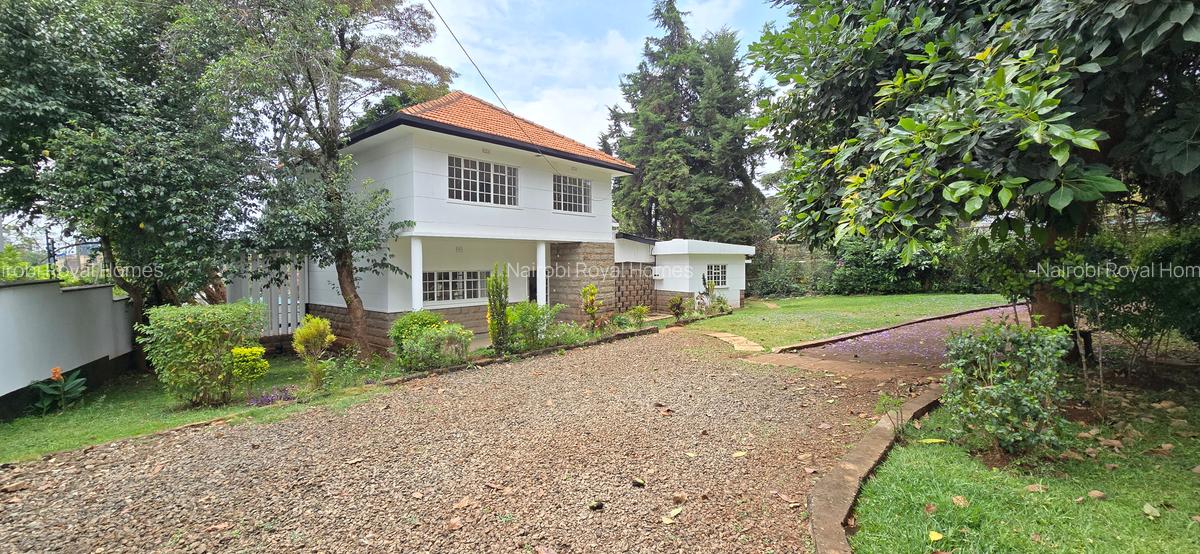 3 Bed Townhouse with En Suite at Lavington Green - 9