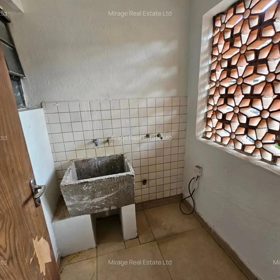 2 Bed Apartment with Swimming Pool in Kileleshwa - 16