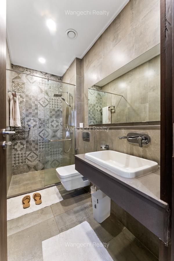 Serviced 1 Bed Apartment with En Suite in Westlands Area - 18