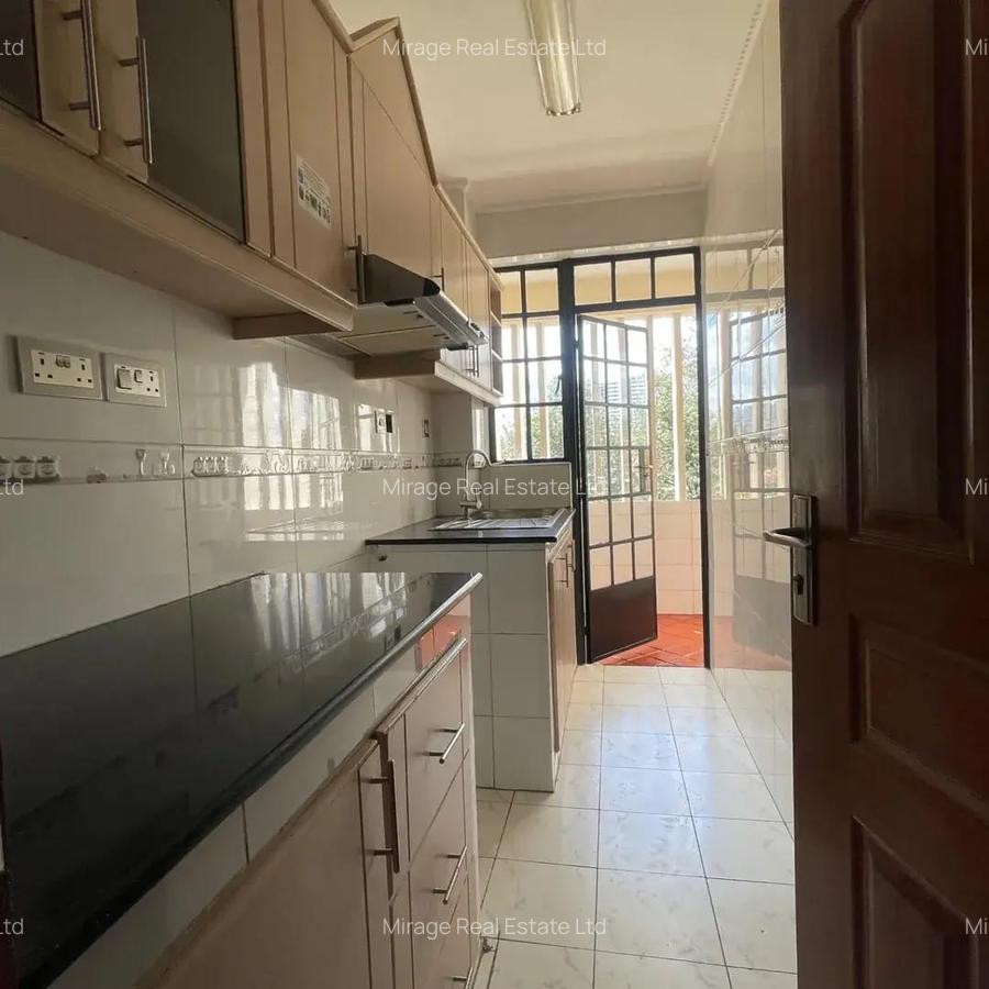 1 Bed Apartment with Parking in Kilimani - 6