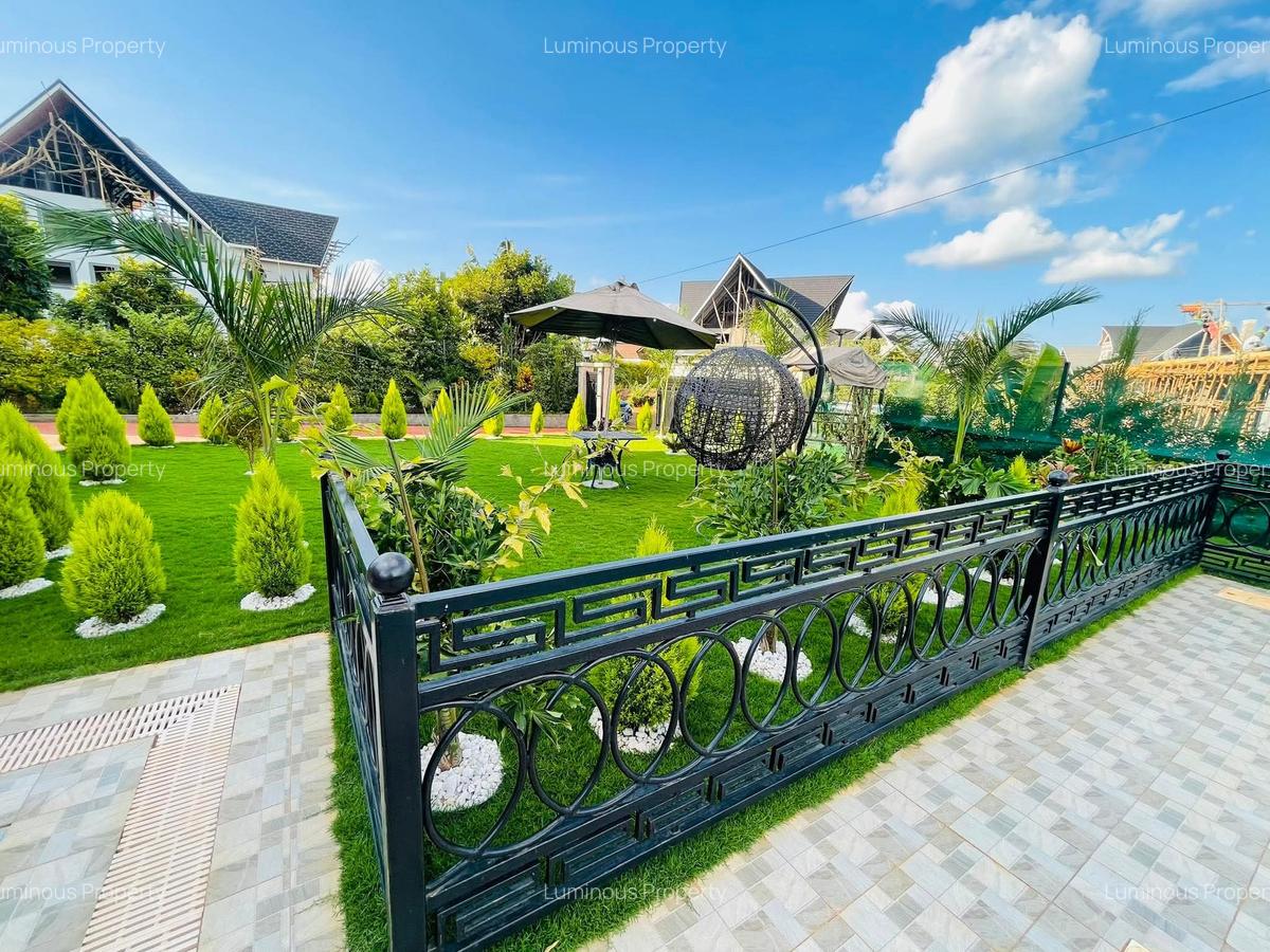 6 Bed House with En Suite at Daykio - 4
