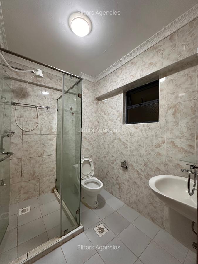 1 Bed Apartment with En Suite at School Lane - 8