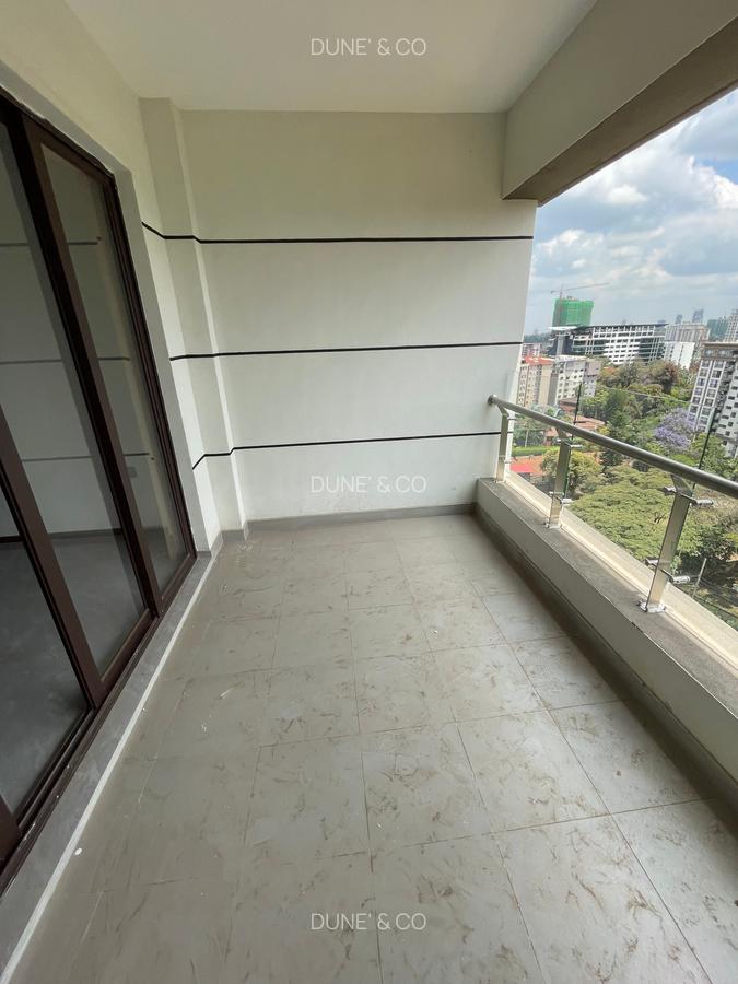 2 Bed Apartment with En Suite in Riverside - 7