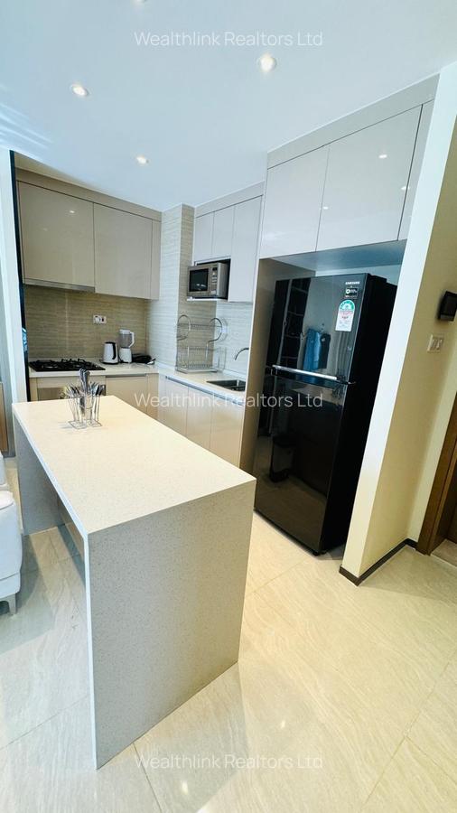 Serviced 2 Bed Apartment with En Suite at Gtc - 17
