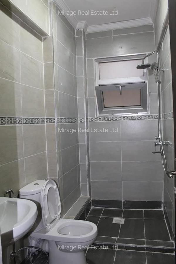 5 Bed Apartment with Gym in Parklands - 3
