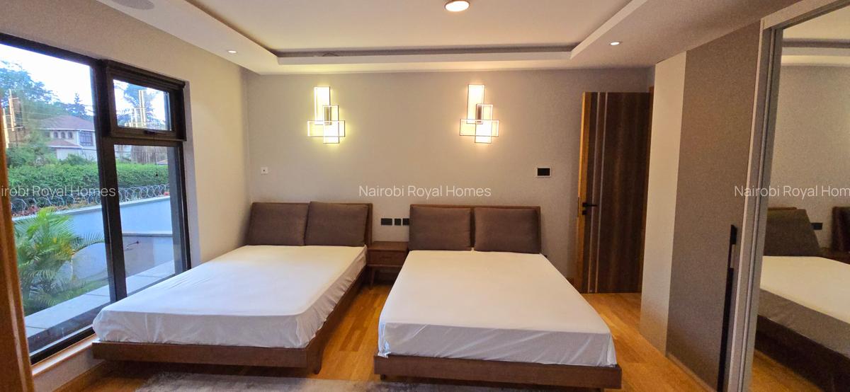 4 Bed Townhouse with En Suite at Lavington Green - 12