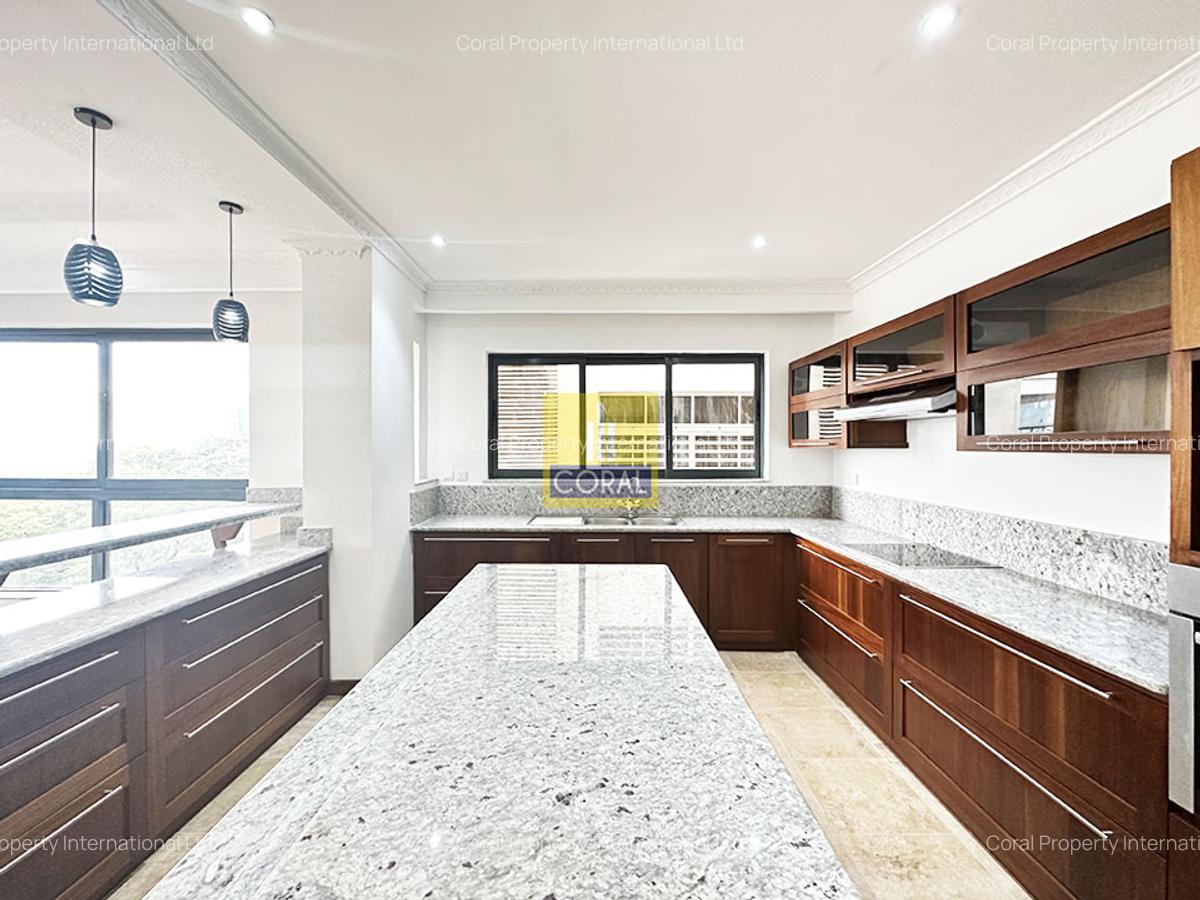 3 Bed Apartment in Parklands - 3