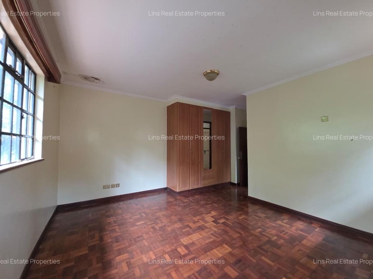 4 Bed Townhouse with En Suite in Kitisuru - 8