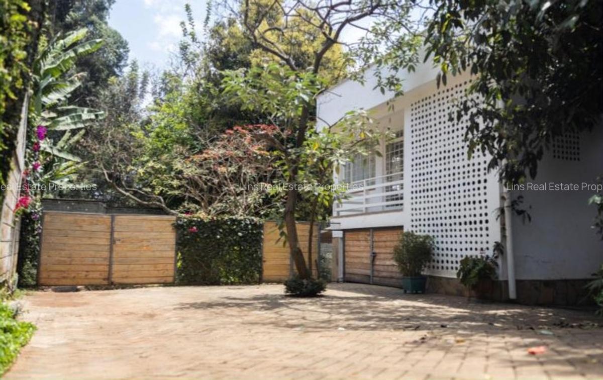 4 Bed House with En Suite in Kitisuru - 3