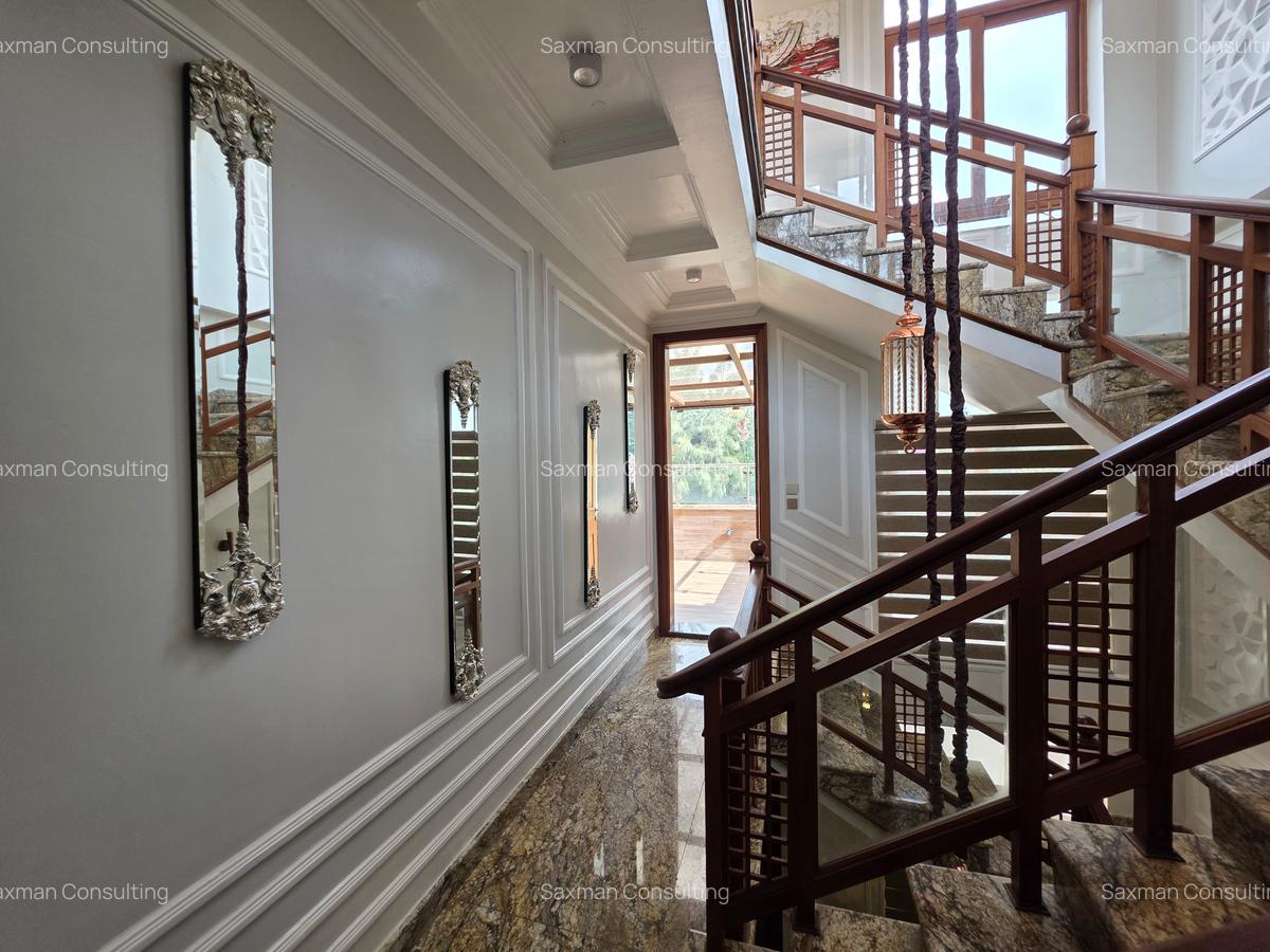 5 Bed Villa with En Suite in Lavington - 8