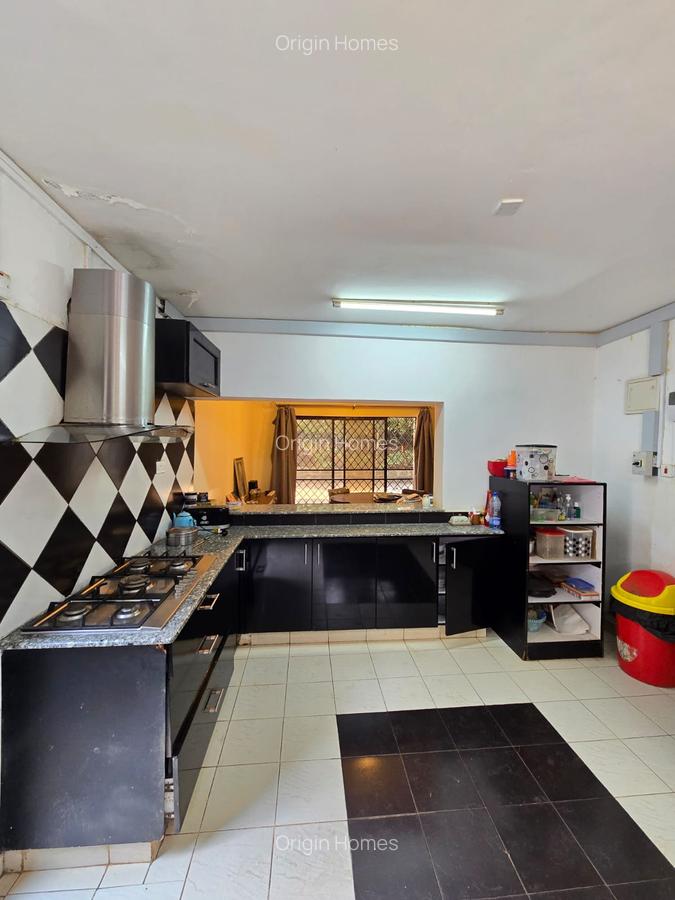 4 Bed House with En Suite at Gigiri - 8