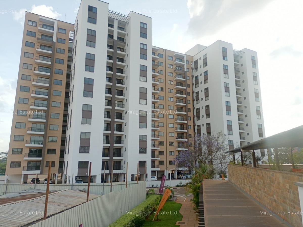 3 Bed Apartment with Swimming Pool in Garden Estate - 3