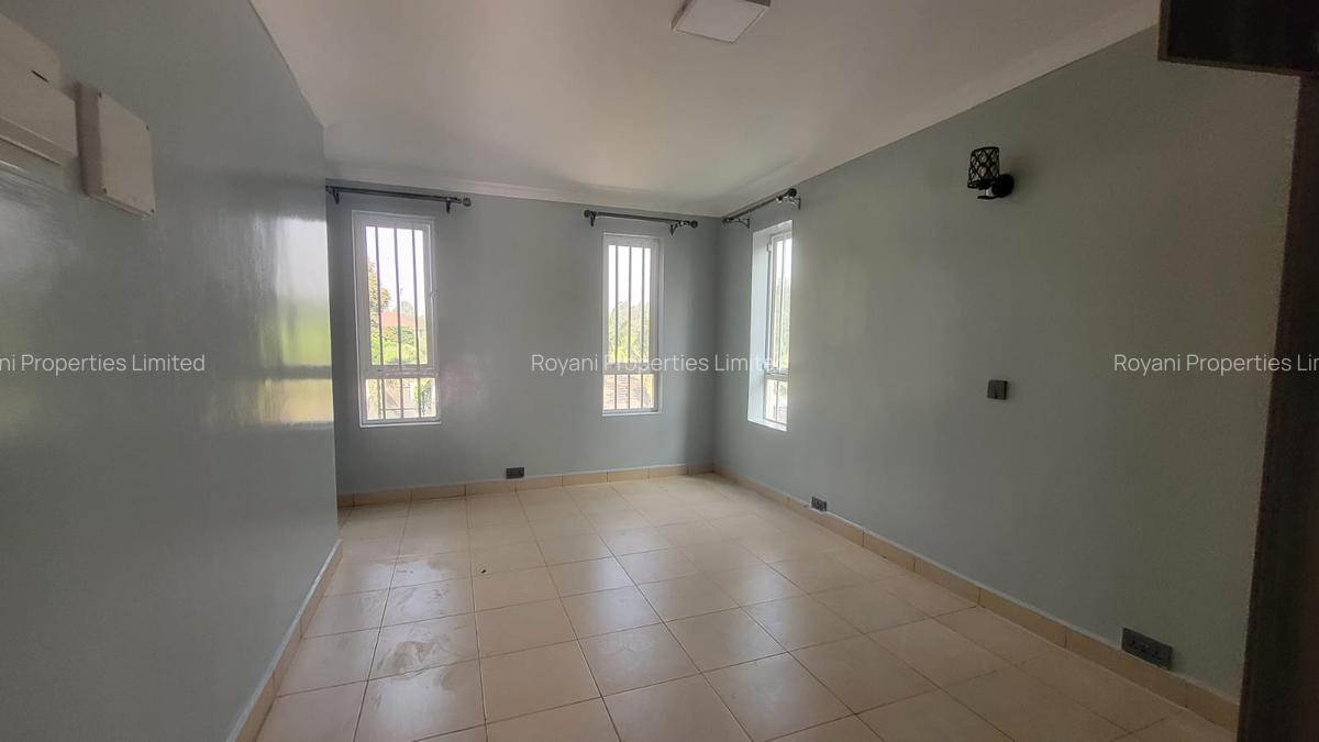 4 Bed House with En Suite in Kiambu Road - 15