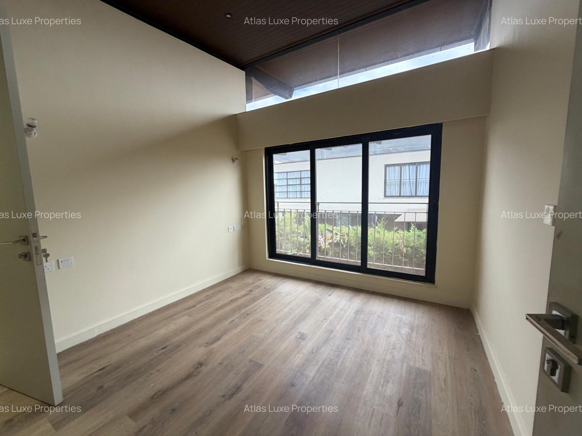 4 Bed Townhouse with En Suite in Runda - 8