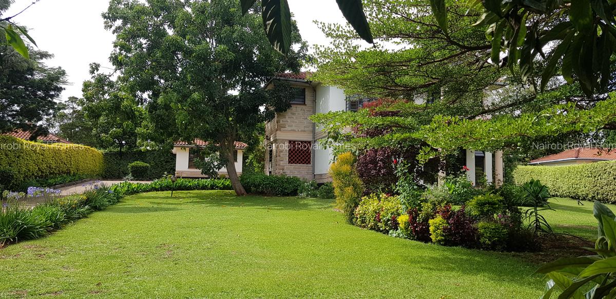 4 Bed House with En Suite at Rosslyn Redhil - 10