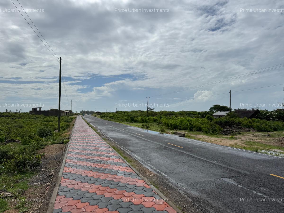 3 ac Land at Kanani Road - Touching Tarmac - 3