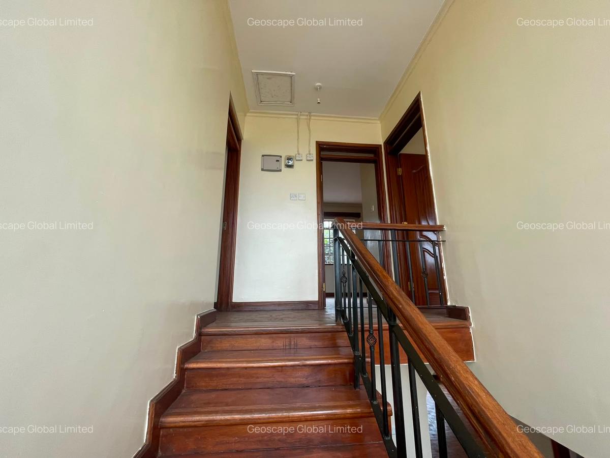4 Bed House with En Suite in Kiambu Road - 11