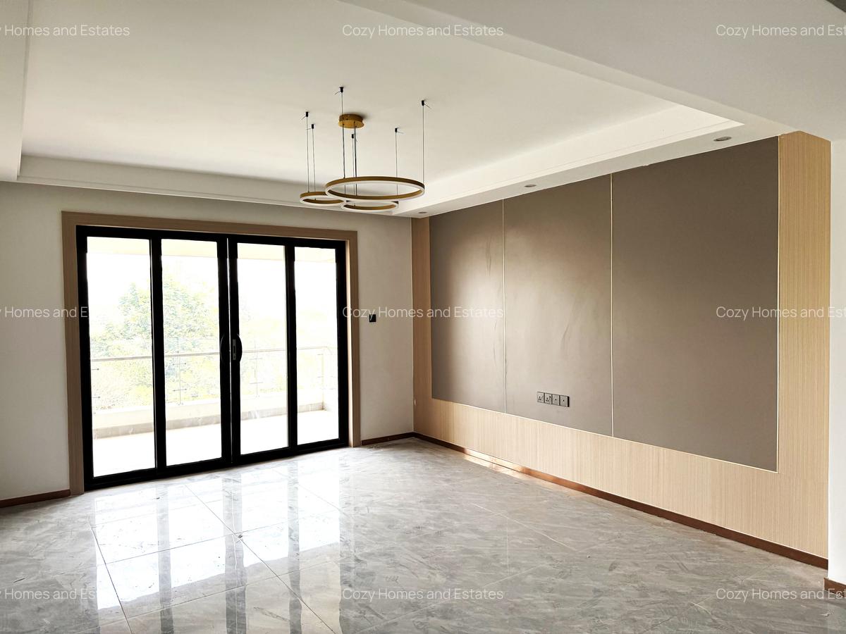 3 Bed Apartment with En Suite at Brookside Drive - 3