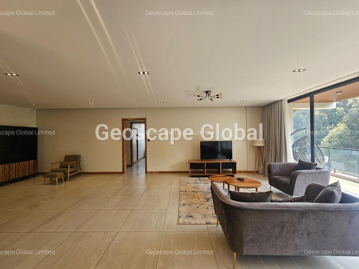 Furnished 4 Bed Apartment with En Suite in Spring Valley - 11