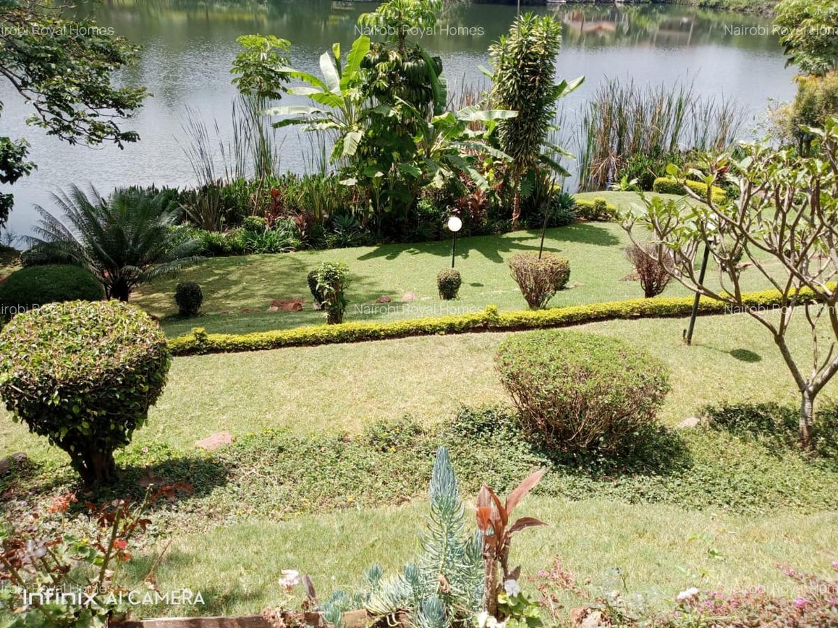 5 Bed House with En Suite at Nyari Road - 10