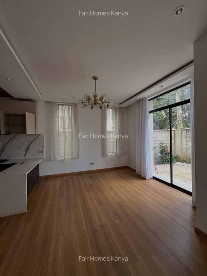 5 Bed Townhouse with En Suite at Lavington Green - 18