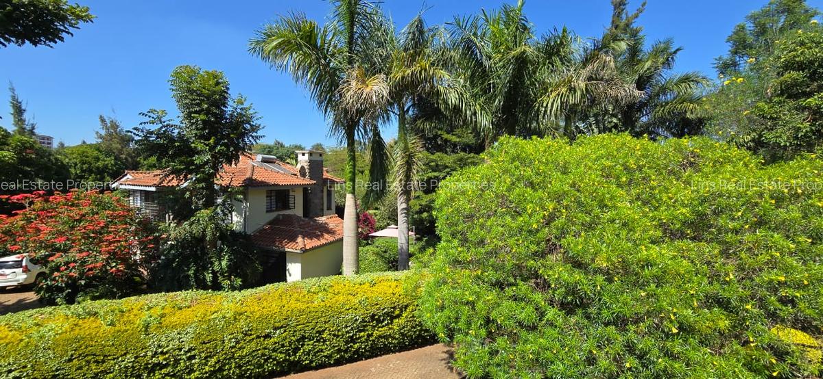 4 Bed Townhouse with En Suite in Rosslyn - 16