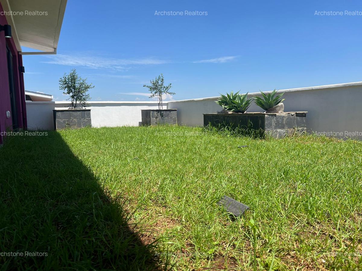 4 Bed Townhouse with Staff Quarters in Kitisuru - 12