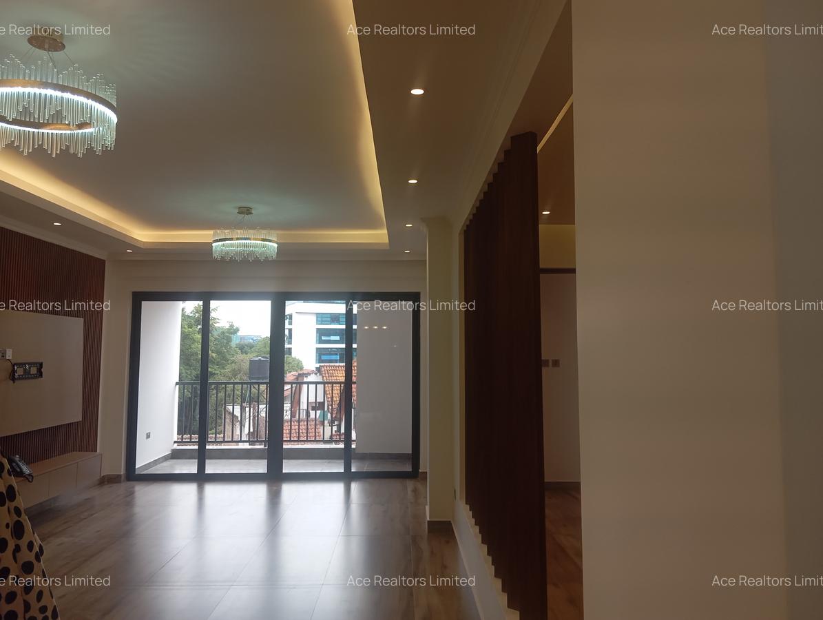 2 Bed Apartment with En Suite at Brookeside Estate - 11