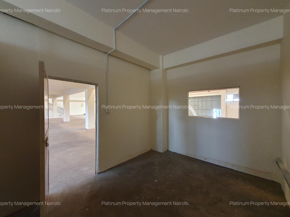 9,800 ft² Warehouse with Service Charge Included at Baba Dogo Rd - 6