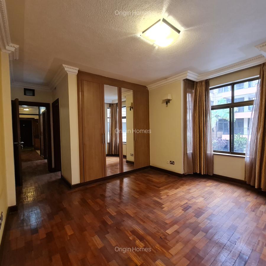 2 Bed Apartment with En Suite at State House Road - 16