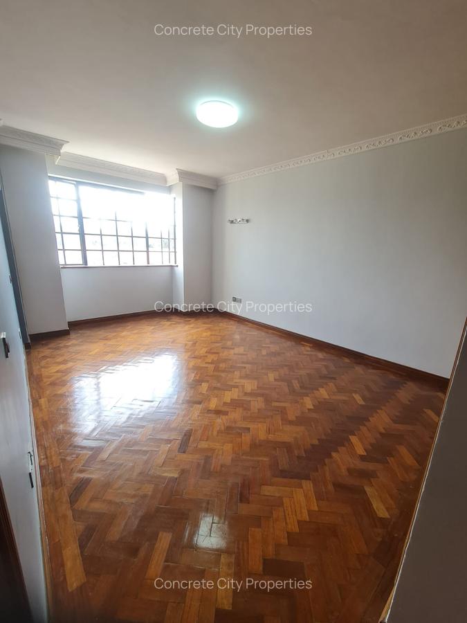 1 Bed Apartment in Kilimani - 3