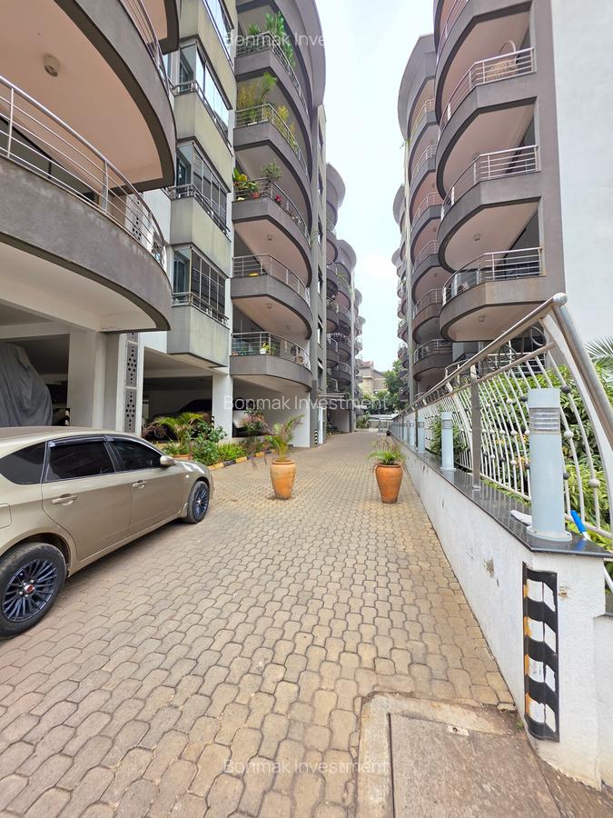 3 Bed Apartment with En Suite at Lavington-Riverside Drive - 1