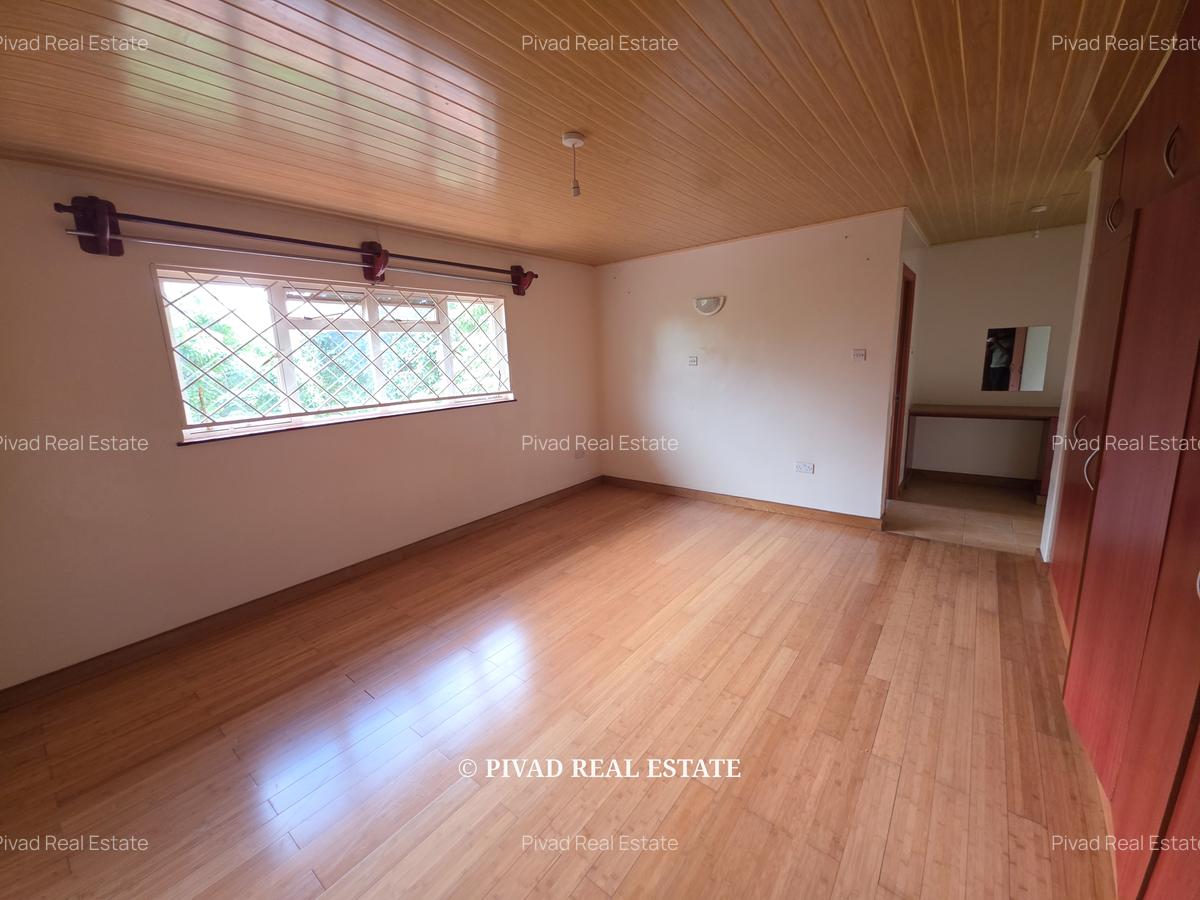 4 Bed House with Garden in Runda - 11