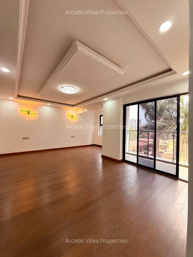 5 Bed Apartment with En Suite in Kilimani - 6