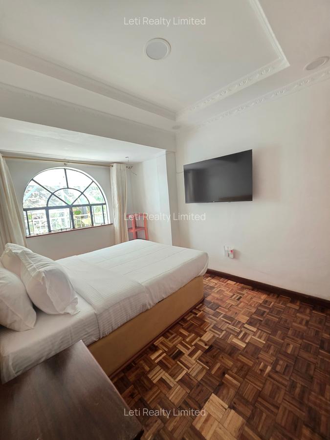 6 Bed Townhouse with En Suite in Langata - 11