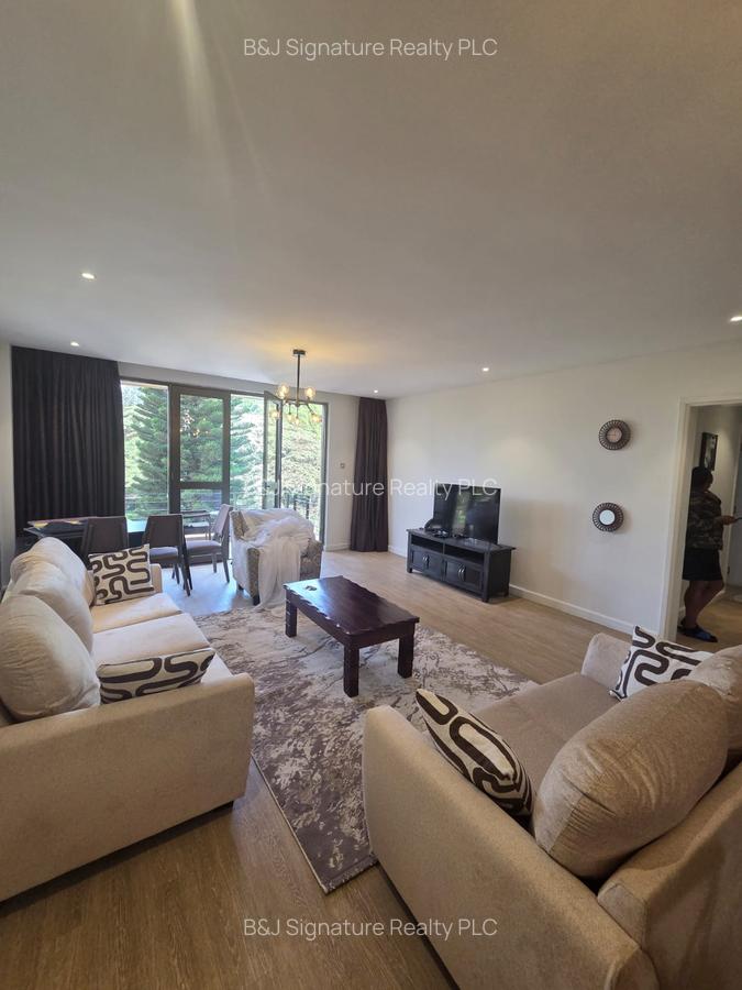 Serviced 2 Bed Apartment with Swimming Pool in Riverside - 10