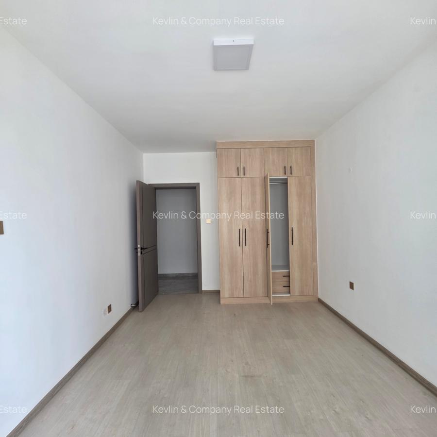 4 Bed Apartment with En Suite in Lavington - 8
