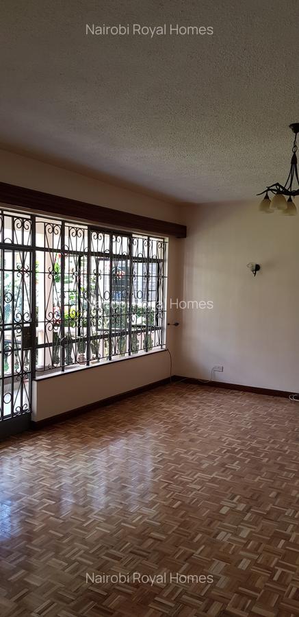 4 Bed Townhouse with En Suite at Lavington Green - 17