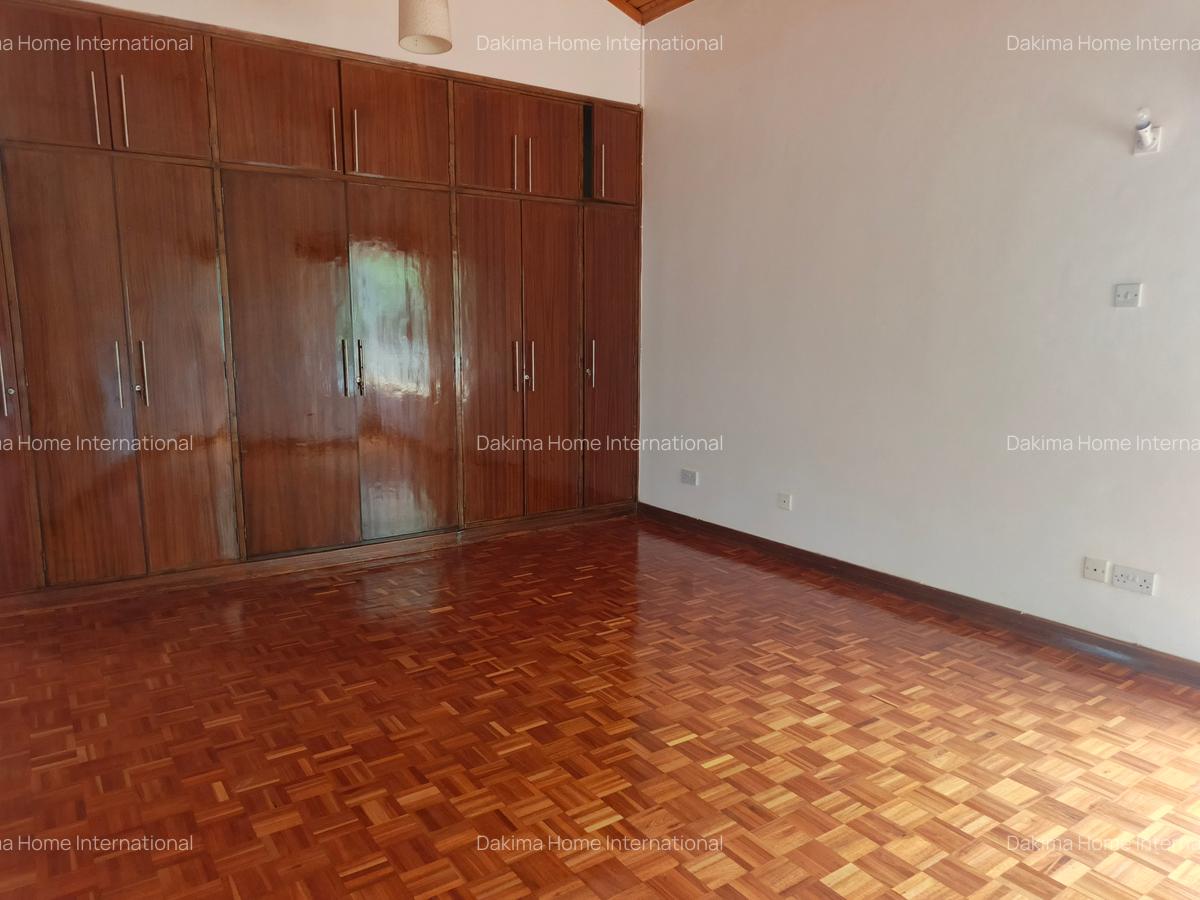 5 Bed House with En Suite in Gigiri - 13