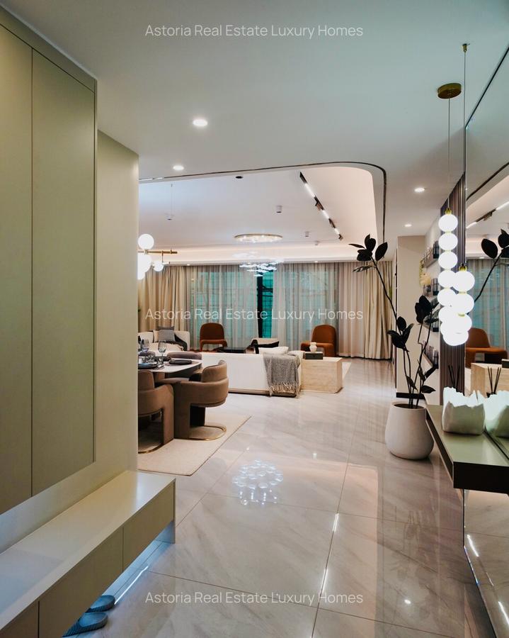 5 Bed Apartment with En Suite at 2026-107 - 1