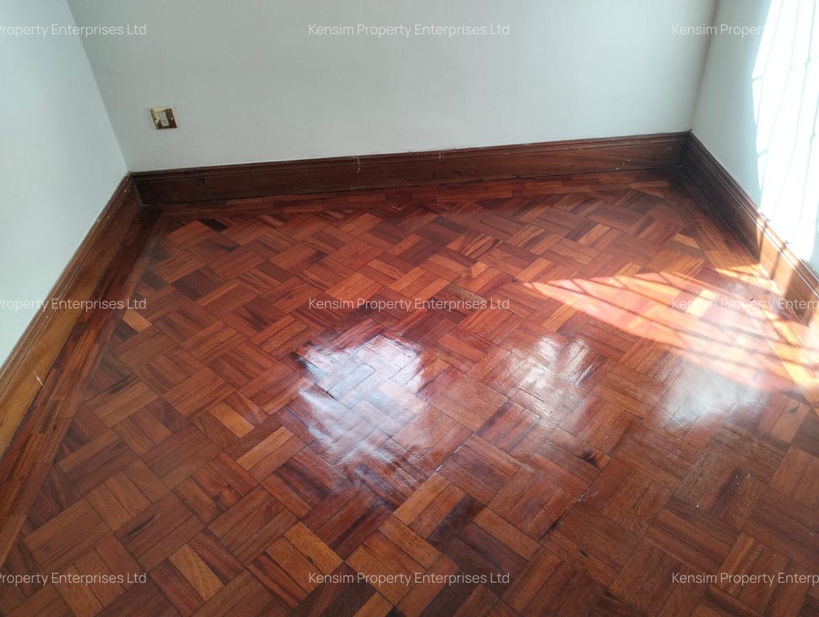 5 Bed Townhouse with En Suite in Runda - 8