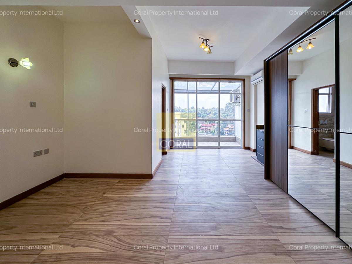 5 Bed Apartment in Spring Valley - 8