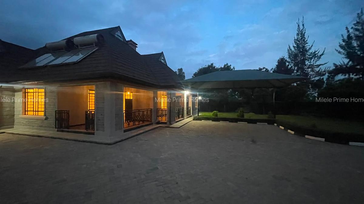3 Bed House with En Suite in Cianda - 3
