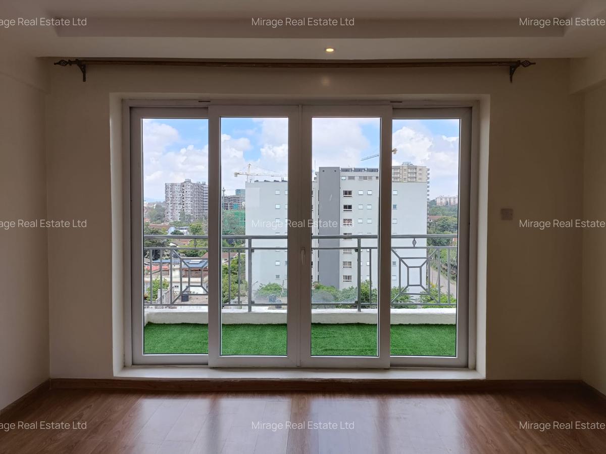 4 Bed Apartment with Swimming Pool in Kilimani - 10